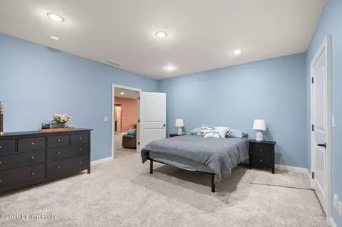Bedroom - 2024 Vincennes Pl, Floyds Knobs, IN 47119 photo 4 of 5