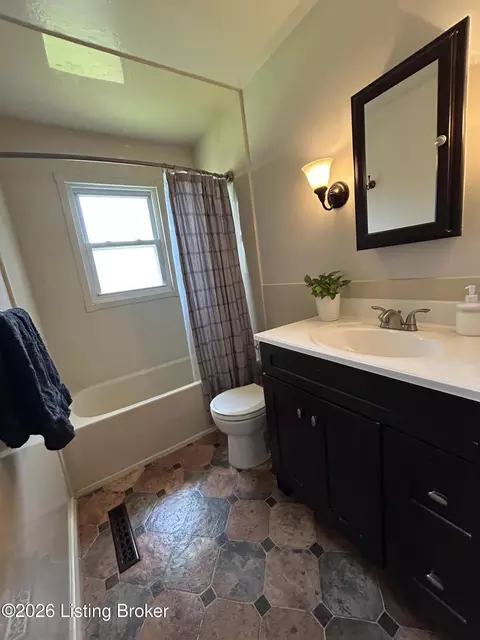 Bath - 12516 Farmbrook Dr, Louisville, KY 40243 photo 1 of 2