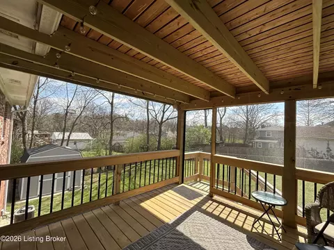 Exterior - 12516 Farmbrook Dr, Louisville, KY 40243 photo 4 of 9