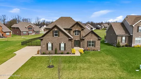 11527 Angel Falls Dr, Prospect, KY 40059