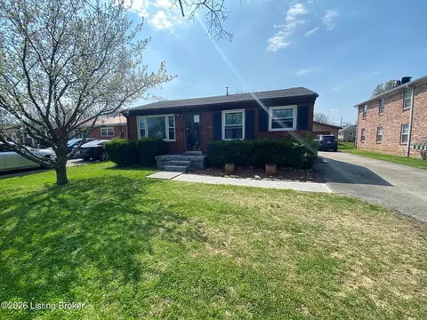 9004 W Manslick Rd, Louisville, KY 40272