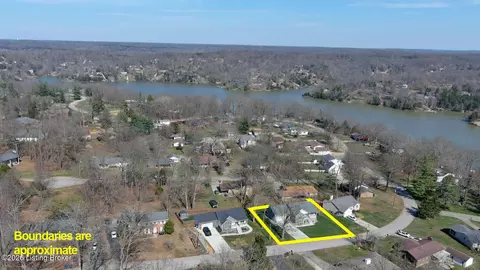 631 Lakeshore Pkwy, Brandenburg, KY 40108
