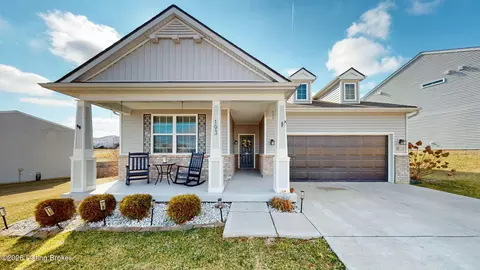 193 Ardmore Crossing Dr, Shelbyville, KY 40065