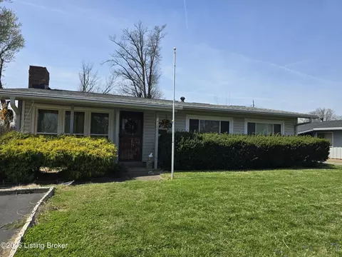 1720 Brentmoor Ln, Moorland, KY 40223