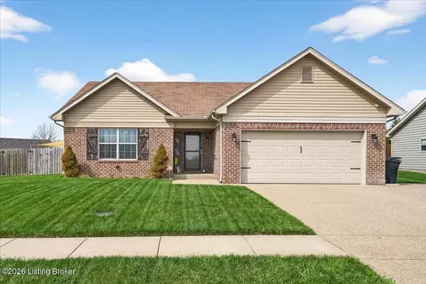 534 Gentry Ln, Mount Washington, KY 40047