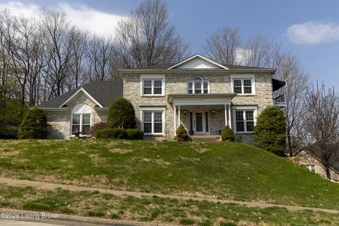 1908 Riva Ridge Rd, Louisville, KY 40214