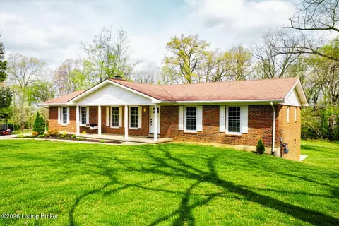 210 Alexander Dr, Elizabethtown, KY 42701