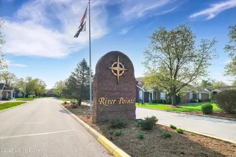 6215 River Pointe Dr, Louisville, KY 40258