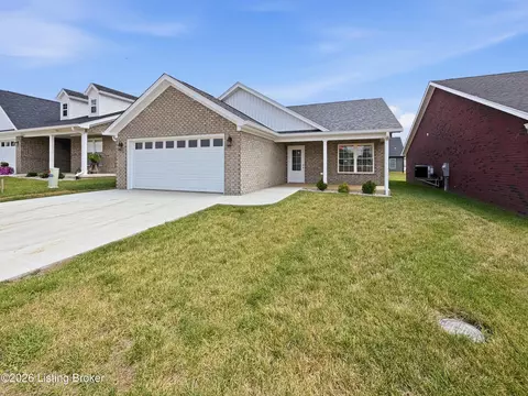 37 Paislynne Ct, Brandenburg, KY 40108