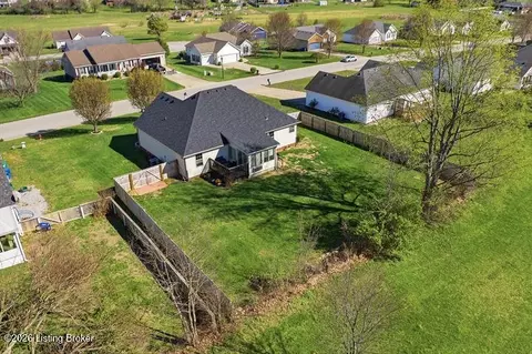 440 Bellaire Dr, Harrodsburg, KY 40330
