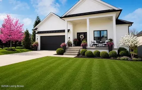 2902 Travis French Trl, Fisherville, KY 40023
