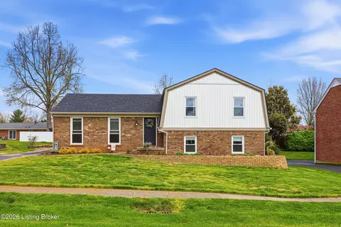 7207 Hollow Creek Rd, Louisville, KY 40228