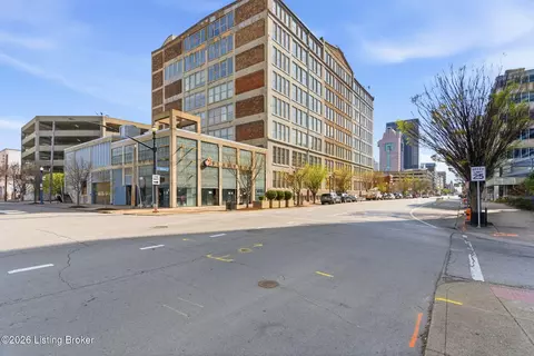 815 W Market St #708, Louisville, KY 40202
