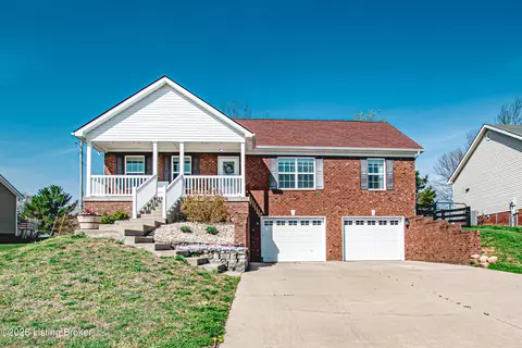 135 Mockingbird Dr, Taylorsville, KY 40071