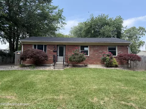 11720 Pond Creek Dr, Louisville, KY 40272