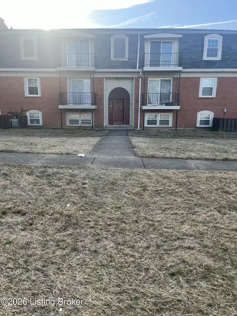 8714 Bayberry Pl #3, Louisville, KY 40242