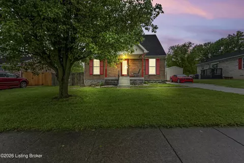 7104 River Field Dr, Louisville, KY 40258