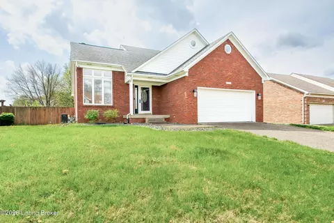 6710 Grandfield Rd, Louisville, KY 40258