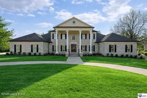 803 Foxfire Rd, Elizabethtown, KY 42701