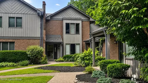 5535 Forest Lake Dr, Prospect, KY 40059