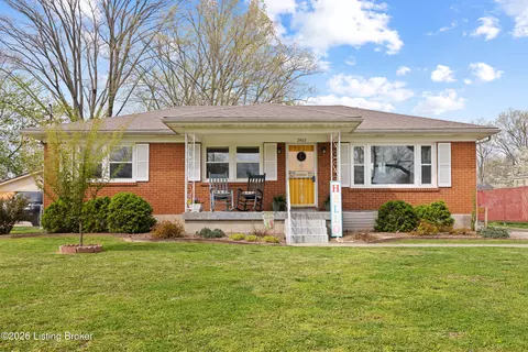 2403 Omaha Ln, Louisville, KY 40216