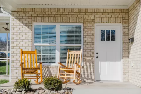 1104 N Main St, Elizabethtown, KY 42701