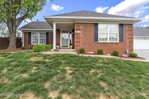 8714 Broadwood Ct, Louisville, KY 40291