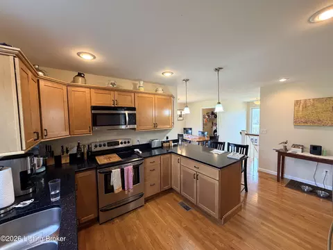 Kitchen - 6700 Hwy 389, Turners Station, KY 40075 photo 2 of 3