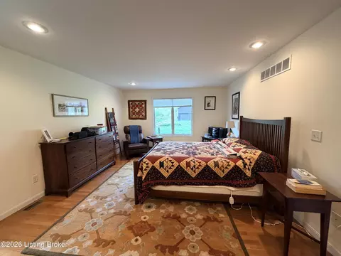 Bedroom - 6700 Hwy 389, Turners Station, KY 40075 photo 2 of 7
