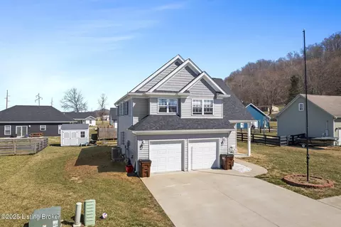 604 Pine Ct, Carrollton, KY 41008