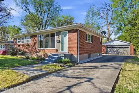 3206 Radiance Rd, Louisville, KY 40220