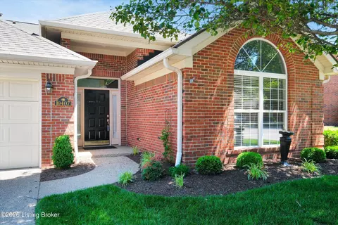 10407 Dove Chase Cir, Louisville, KY 40299