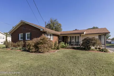 3127 Hartlage Ct, Louisville, KY 40216