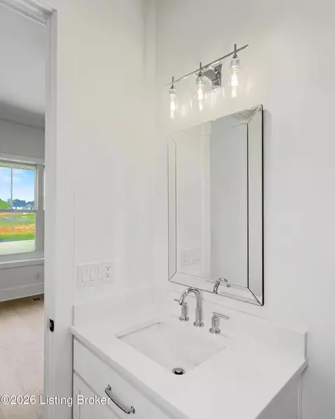 Bath - 4002 Paramont Cmns, Prospect, KY 40059 photo 2 of 11