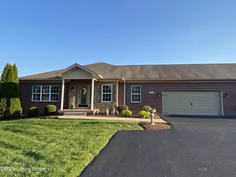 17515 Vintage Cir, Louisville, KY 40245