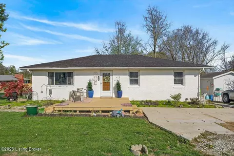 114 Spring St, New Castle, KY 40050