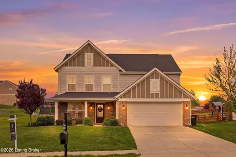 301 Copper Creek Dr, Mount Washington, KY 40047