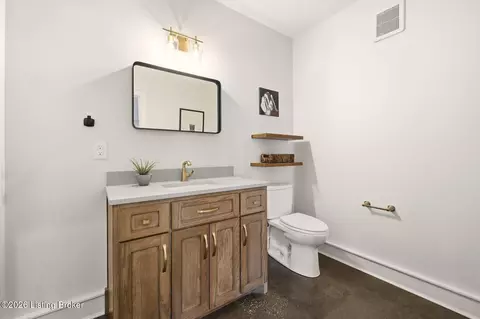 Bath - 7498 Old Vincennes Rd, Floyds Knobs, IN 47119 photo 4 of 5