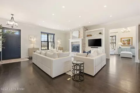 Living - 7498 Old Vincennes Rd, Floyds Knobs, IN 47119 photo 1 of 5