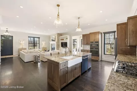 Kitchen - 7498 Old Vincennes Rd, Floyds Knobs, IN 47119 photo 4 of 4