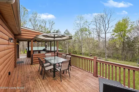 Exterior - 195 Maple Ln, Pendleton, KY 40055 photo 6 of 15