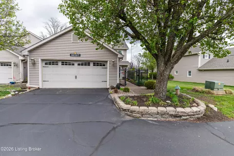 10107 Colonel Hancock Dr, Louisville, KY 40291