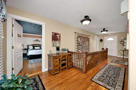 Entry Way - 110 Holy Cross Rd, Loretto, KY 40037 photo 3 of 3