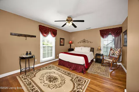 Bedroom - 110 Holy Cross Rd, Loretto, KY 40037 photo 2 of 6