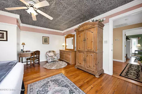 Bedroom - 110 Holy Cross Rd, Loretto, KY 40037 photo 5 of 6