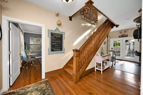 Entry Way - 110 Holy Cross Rd, Loretto, KY 40037 photo 2 of 3