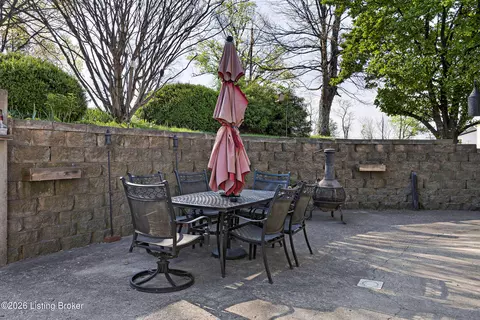 Exterior - 110 Holy Cross Rd, Loretto, KY 40037 photo 6 of 6