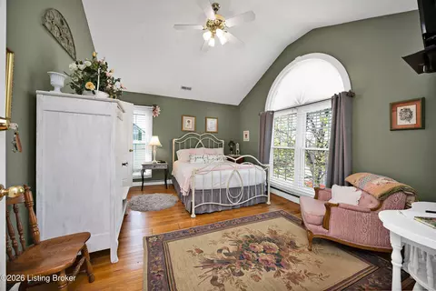 Bedroom - 110 Holy Cross Rd, Loretto, KY 40037 photo 3 of 6