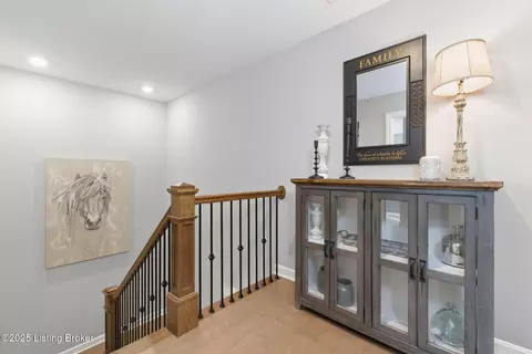 Entry Way - 5525 Ruby Falls Dr, Prospect, KY 40059 photo 3 of 13