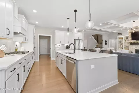Kitchen - 5525 Ruby Falls Dr, Prospect, KY 40059 photo 1 of 8